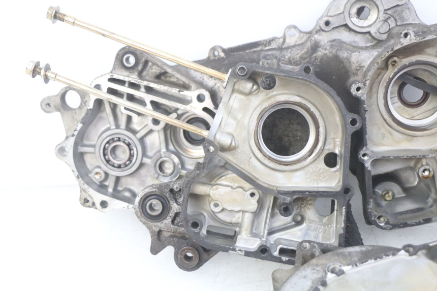 photo de ENGINE BOTTOM CASE KYMCO SENTO 100 (2008 - 2013) - Spare part profile view