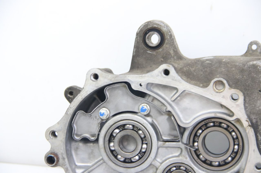 photo de ENGINE LOWER CASING SUZUKI SIXTEEN 125 (2008 - 2010) - Markings and original references