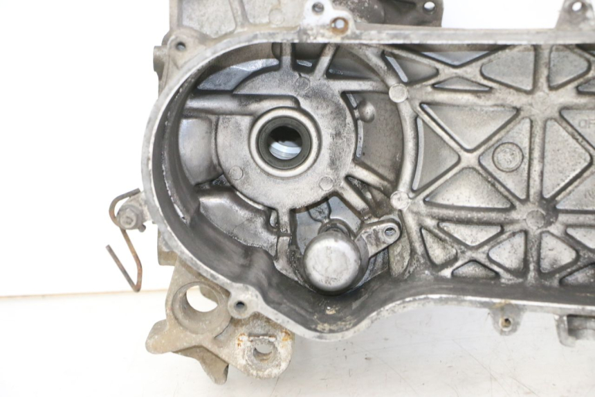 photo de ENGINE CRANKCASE PEUGEOT SPEEDFIGHT 3 AIR 50 (2009 - 2015) - Alternative angle