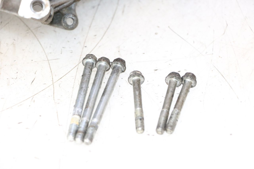 photo de ENGINE LOWER CASING PEUGEOT SPEEDFIGHT LC 50 (1996 - 2002) - Detailed visual inspection
