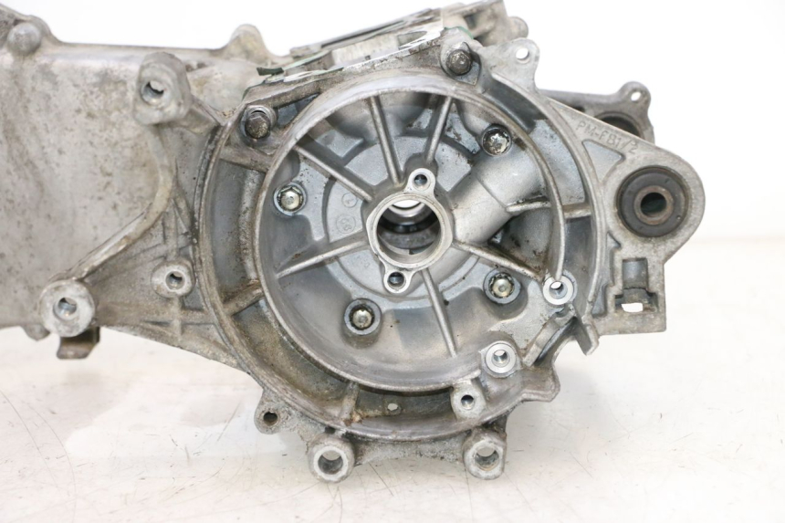 photo de ENGINE LOWER CASING PEUGEOT SPEEDFIGHT LC 50 (1996 - 2002) - Product overview
