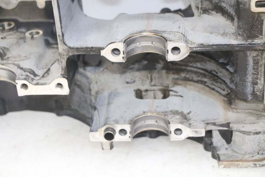 photo de ENGINE LOWER CASING TRIUMPH SPRINT ST 955 (1999 - 2001) - Surface and material condition