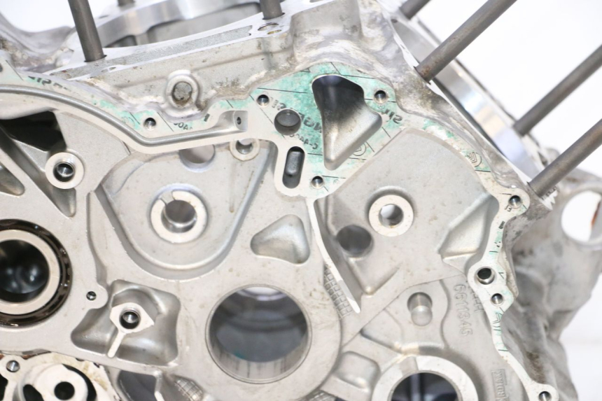 photo de ENGINE CRANKCASE CAN-AM SPYDER RS 1000 (2008 - 2012) - High-resolution close-up