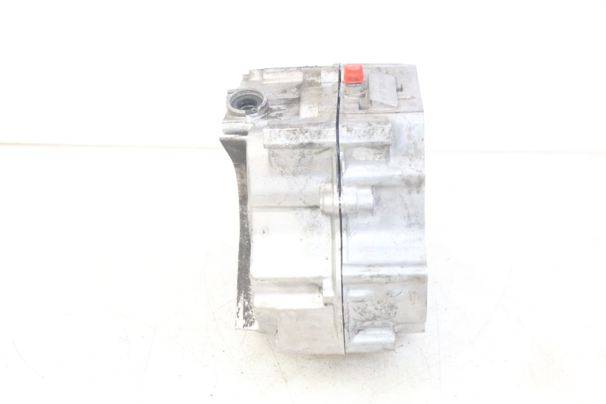 photo de ENGINE LOWER CASING YAMAHA SR 125 (1982 - 2003) - Surface and material condition