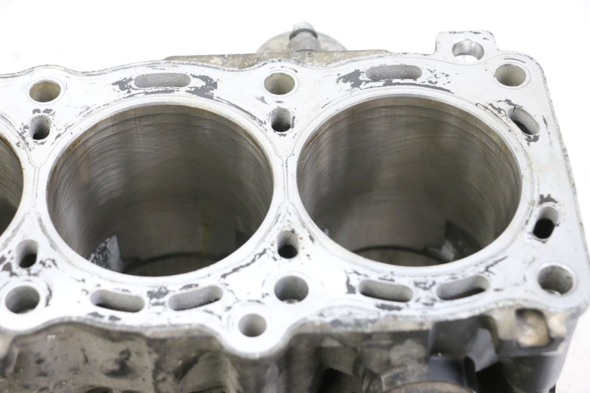 photo de ENGINE CRANKCASE SUZUKI GSR 750 (2011 - 2017) - Used quality zoom