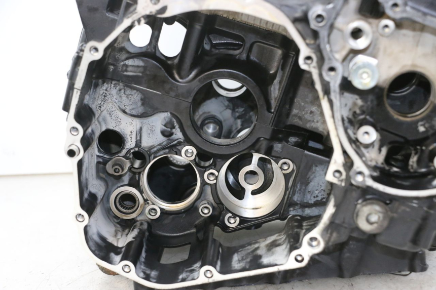 photo de ENGINE CRANKCASE SUZUKI GSR 750 (2011 - 2017) - Zoom on usage condition