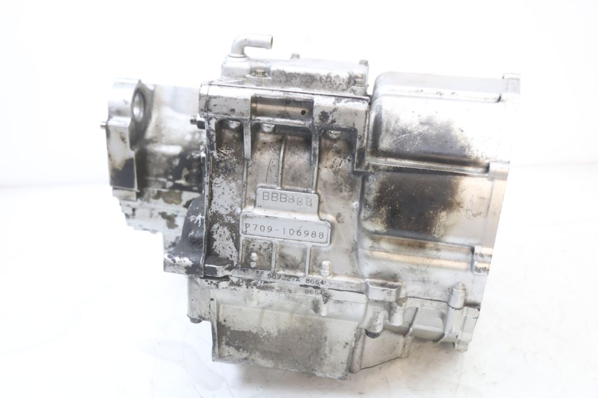 photo de ENGINE CRANKCASE SUZUKI GSX F GSXF 650 (2007 - 2015) - Technical close-up
