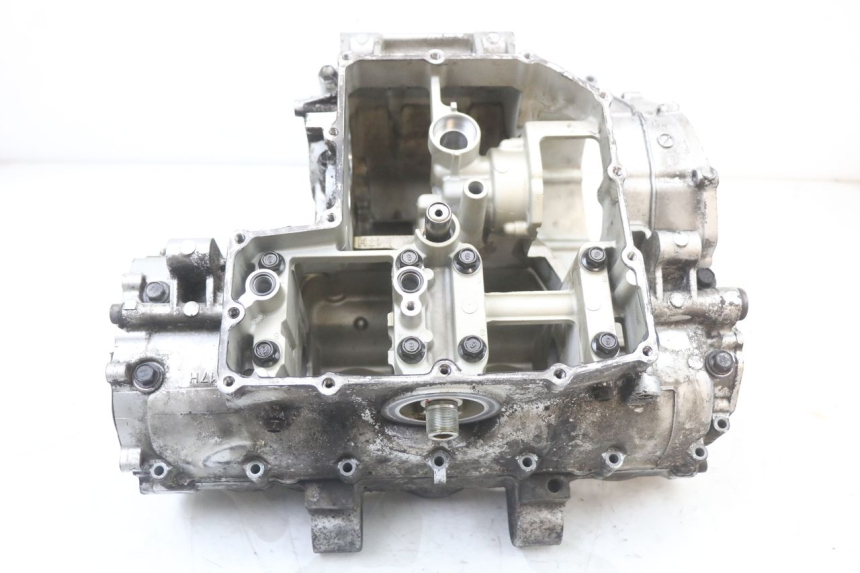 photo de ENGINE CRANKCASE SUZUKI GSX F GSXF 650 (2007 - 2015) - Checked used part