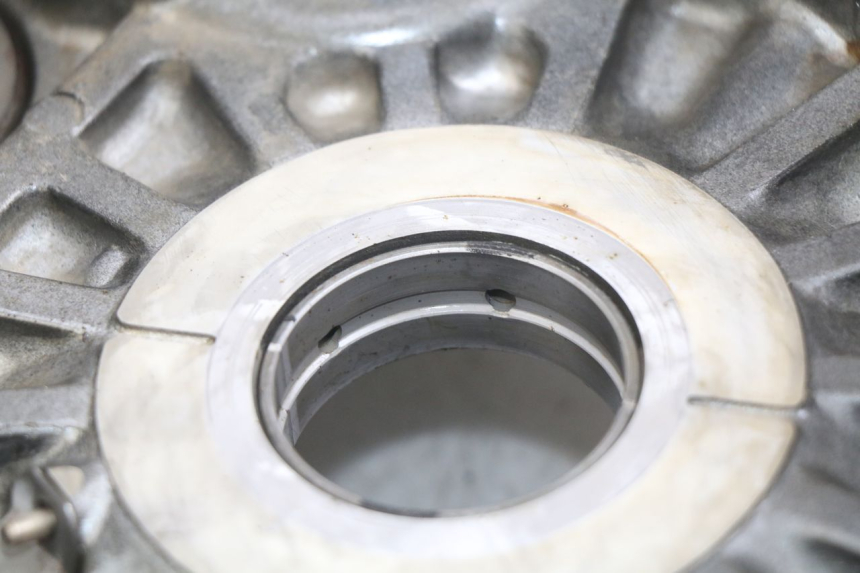 photo de ENGINE BOTTOM CASE SUZUKI SV N 650 (1999 - 2002) - Component zoom