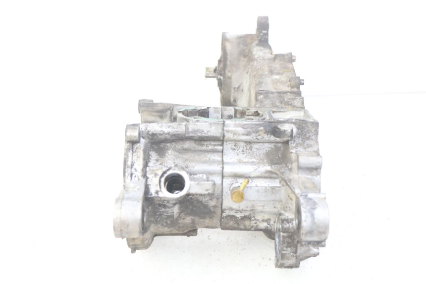 photo de ENGINE LOWER CASING PEUGEOT SV 125 (1991 - 1994) - Markings and original references