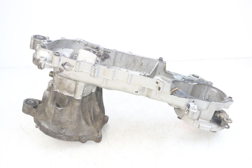 photo de ENGINE LOWER CASING PEUGEOT SV 125 (1991 - 1994) - Component detail