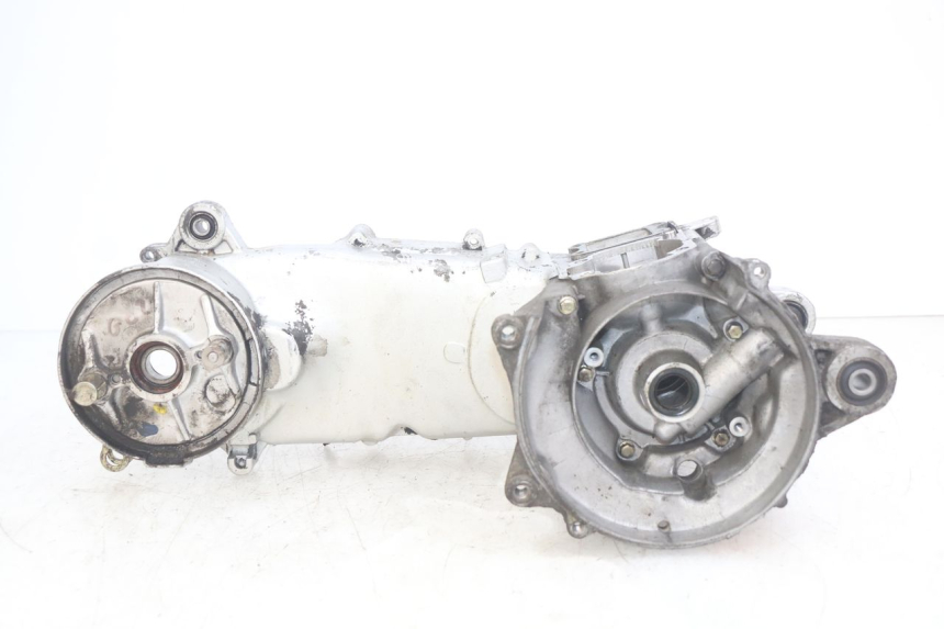 photo de ENGINE LOWER CASING PEUGEOT SV 125 (1991 - 1994) - Product overview