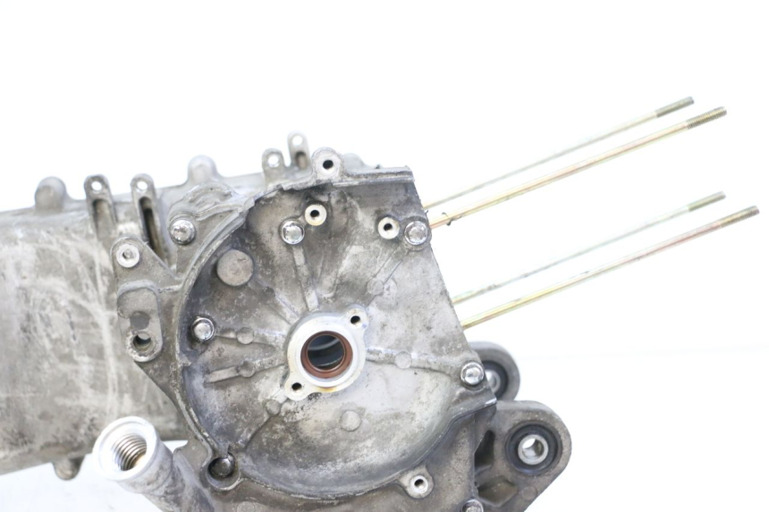 photo de ENGINE LOWER CASING SYM ORBIT III 3 4T 50 (2018 - 2021) - Distinctive features