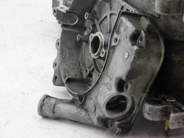 photo de ENGINE CRANKCASE SYM SYMPLY 4T 50 (2012 - 2015) - Alternative perspective