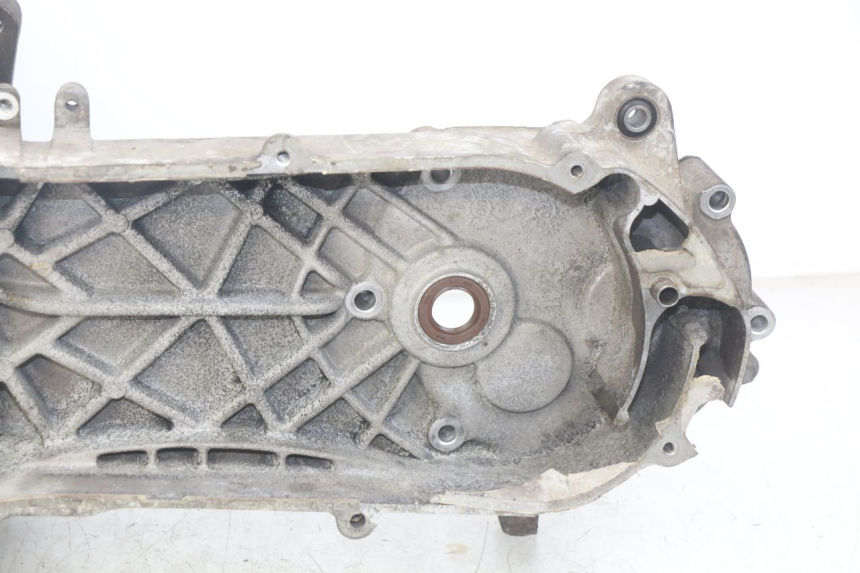 photo de ENGINE LOWER CRANKCASE SYM SYMPHONY 125 (2009 - 2015) - Fixing points details