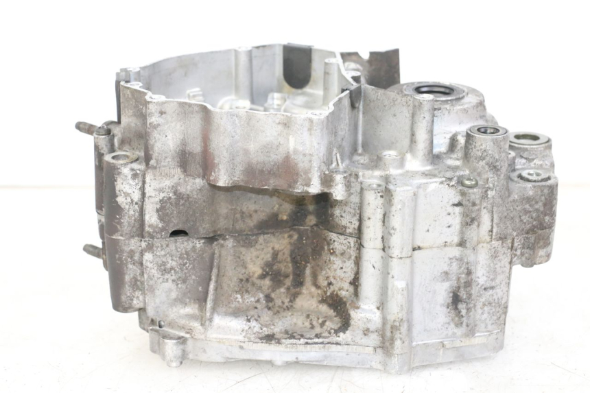 photo de ENGINE LOWER CASING YAMAHA TDR DELTABOX 125 (1997 - 2003) - Zoom on usage condition