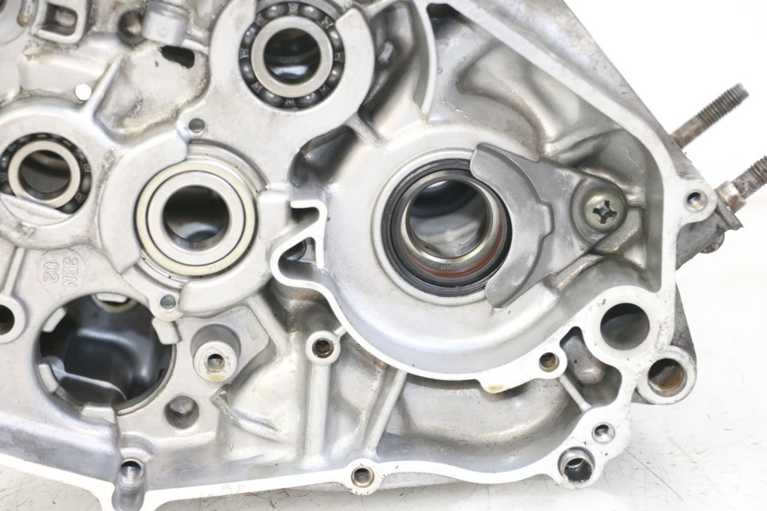 photo de ENGINE LOWER CASING YAMAHA TDR DELTABOX 125 (1997 - 2003) - Product overview