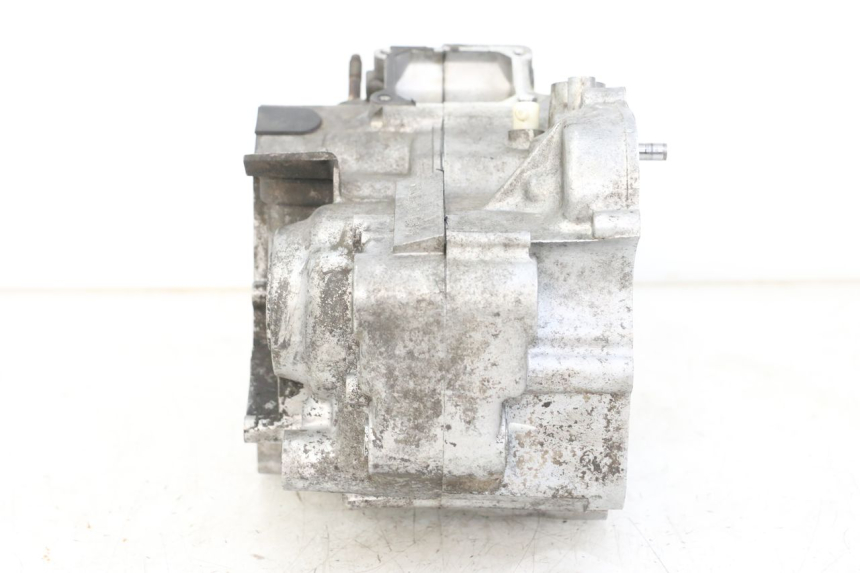 photo de ENGINE LOWER CASING YAMAHA TDR DELTABOX 125 (1997 - 2003) - Checked used part
