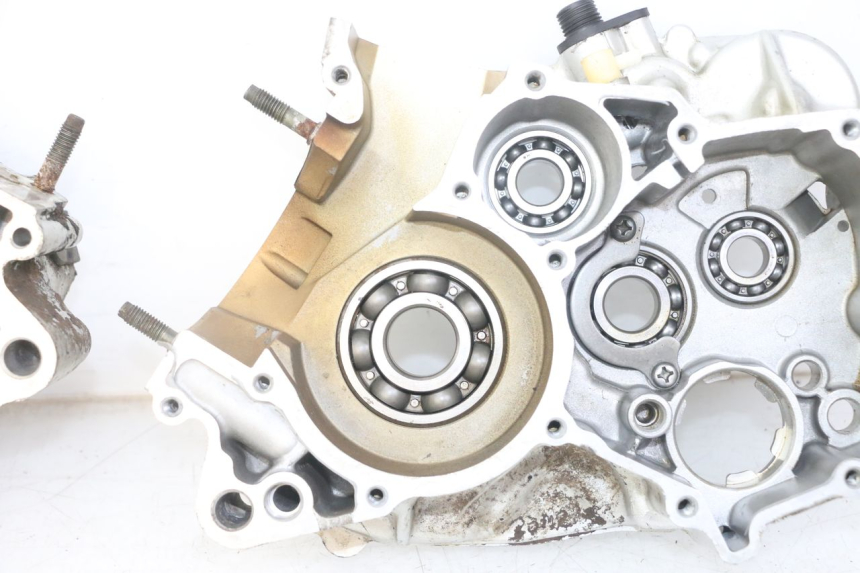 photo de ENGINE LOWER CASING YAMAHA TDR DELTABOX 125 (1997 - 2003) - Zoom on usage condition