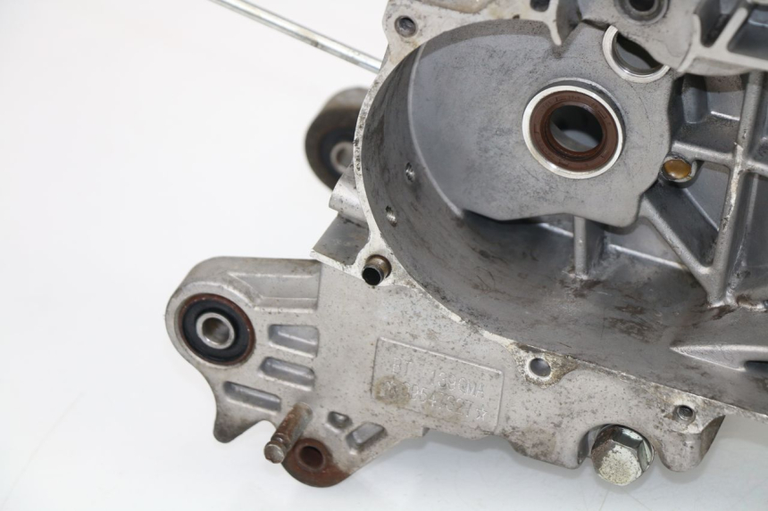 photo de ENGINE CRANKCASE BAOTIAN TRAVEL SPIRIT 50 (2010 - 2012) - Technical close-up