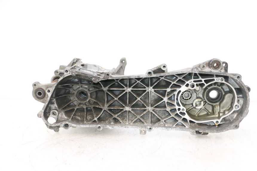 photo de ENGINE CRANKCASE PEUGEOT TREKKER 50 (1995 - 2004) - Main view