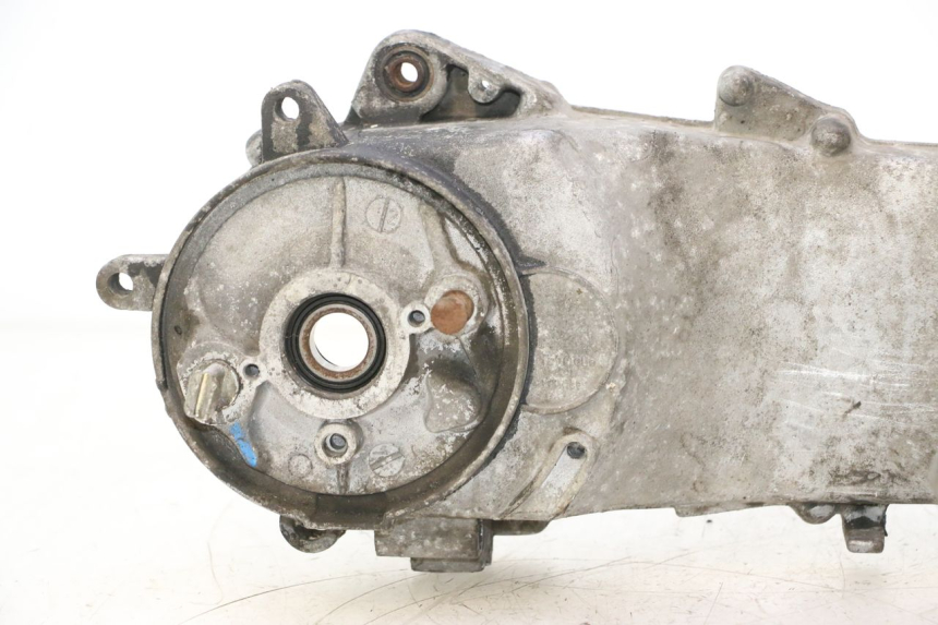 photo de ENGINE CRANKCASE PEUGEOT TREKKER 50 (1995 - 2004) - High-resolution close-up