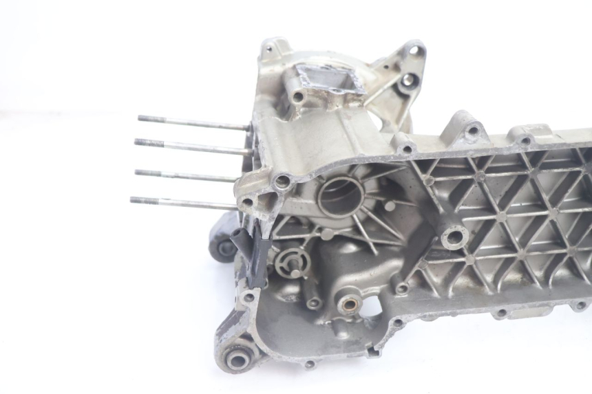 photo de ENGINE CRANKCASE PIAGGIO TYPHOON 50 (1993 - 1999) - Component zoom