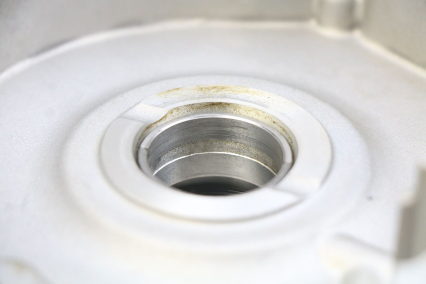 photo de ENGINE LOWER CRANKCASE PIAGGIO VESPA GTS IGET ABS 125 (2017 - 2023) - Zoom on usage condition