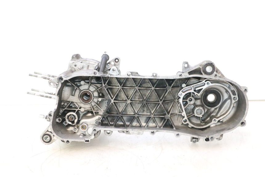 photo de ENGINE CRANKCASE PIAGGIO VESPA PRIMAVERA 2T 50 (2013 - 2018) - Checked used part