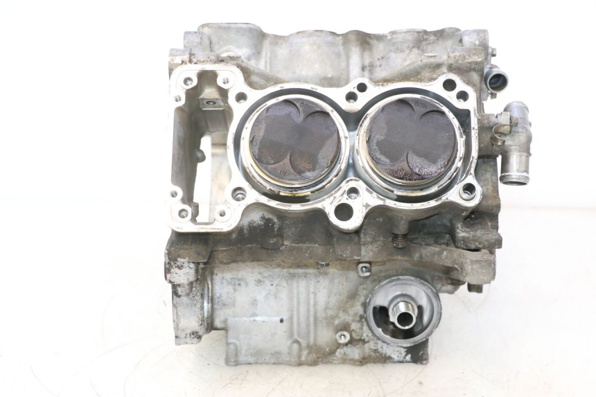 photo de ENGINE CRANKCASE HONDA VFR FI RC46 800 (1998 - 2001) - Distinctive features