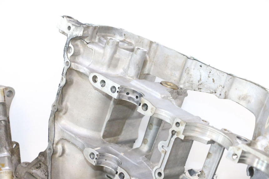 photo de ENGINE CRANKCASE HONDA VFR FI RC46 800 (1998 - 2001) - Markings and original references
