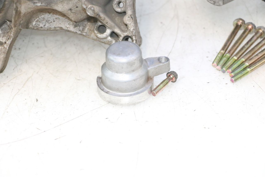 photo de ENGINE LOWER CASING PEUGEOT VIVACITY NEW 2T 50 (2008 - 2017) - Surface and material condition