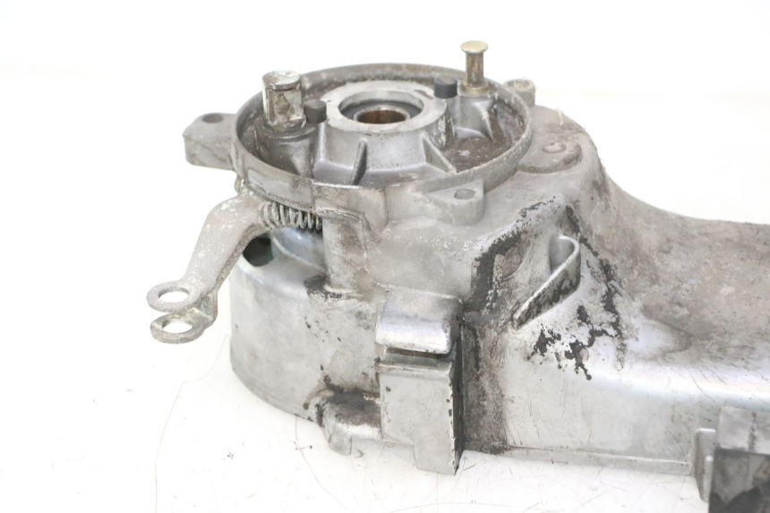 photo de ENGINE LOWER CASING PEUGEOT VIVACITY NEW 2T 50 (2008 - 2017) - Alternative perspective
