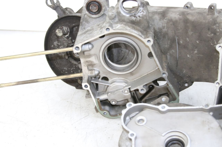 photo de ENGINE CRANKCASE PEUGEOT VIVACITY 125 (2010 - 2017) - Distinctive features