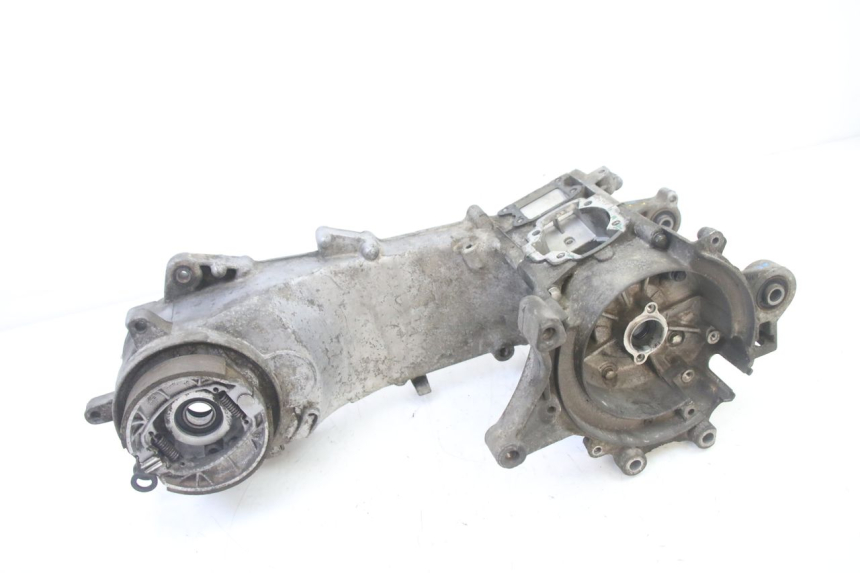 photo de ENGINE CRANKCASE PEUGEOT VIVACITY 50 (2004 - 2009) - Alternative perspective