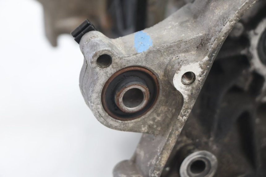 photo de ENGINE CRANKCASE PEUGEOT VIVACITY 50 (2004 - 2009) - Zoom on usage condition
