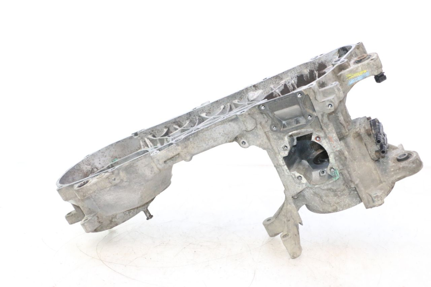 photo de ENGINE CRANKCASE PEUGEOT VIVACITY 50 (2004 - 2009) - Alternative perspective