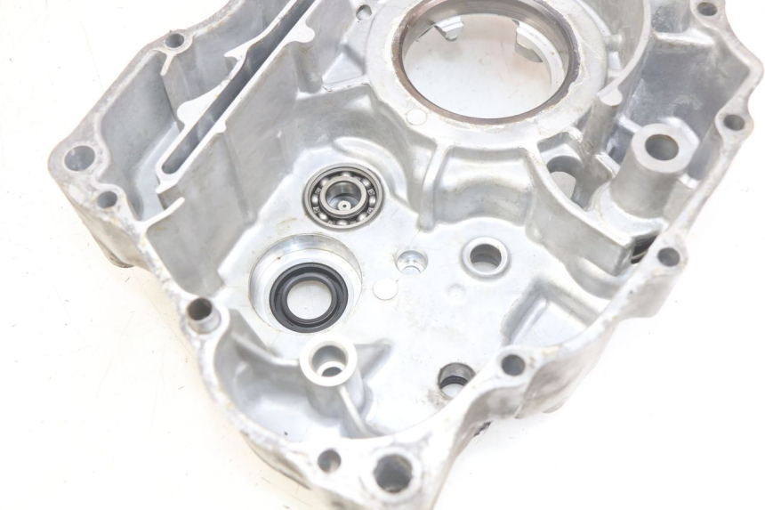 photo de ENGINE LOWER CASING DAELIM VJ ROADWIN FI 125 (2008 - 2017) - Distinctive features