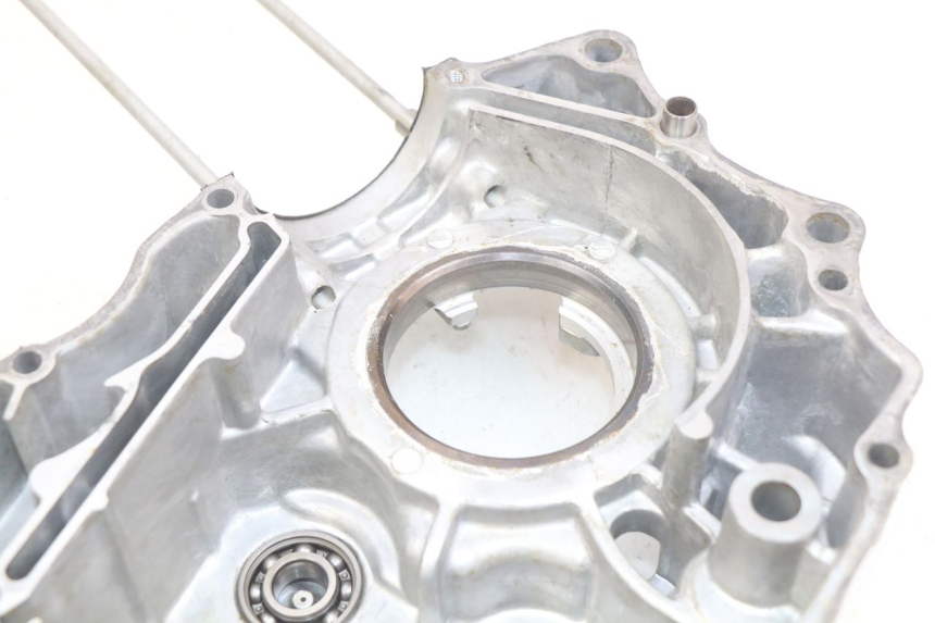 photo de ENGINE LOWER CASING DAELIM VJ ROADWIN FI 125 (2008 - 2017) - Component zoom