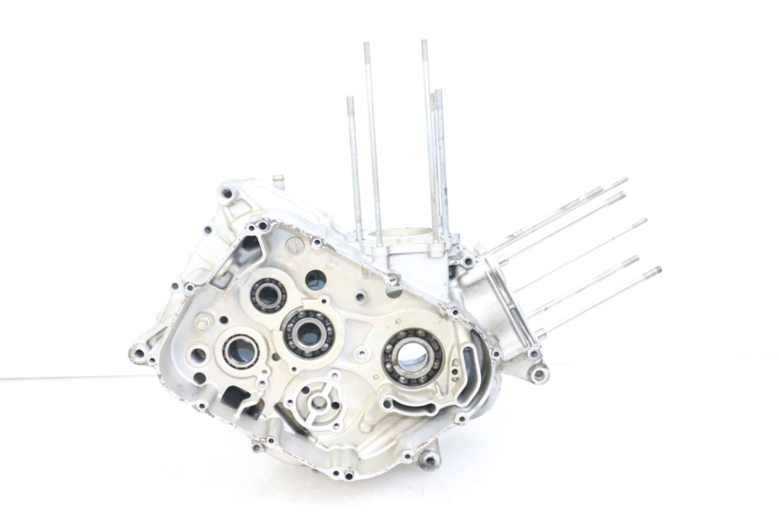 photo de ENGINE CRANKCASE SUZUKI VL INTRUDER 125 (2004 - 2007) - Product overview