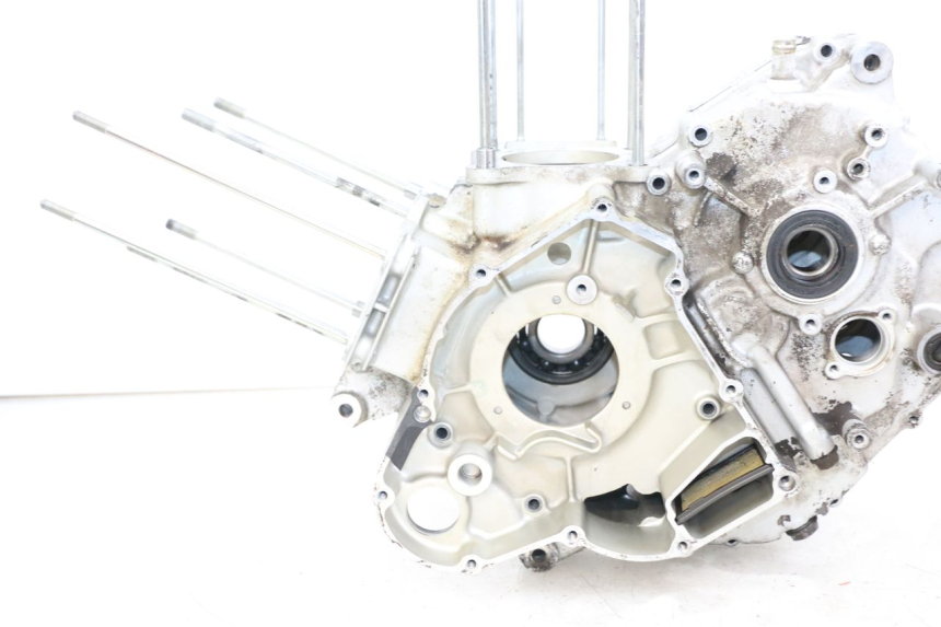 photo de ENGINE CRANKCASE SUZUKI VL INTRUDER 125 (2004 - 2007) - Surface and material condition