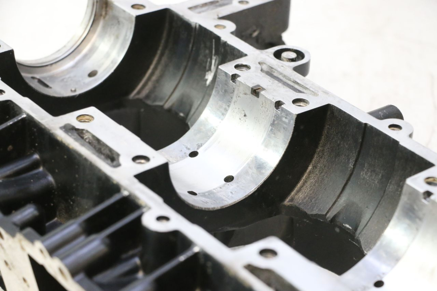 photo de ENGINE CRANKCASE YAMAHA WAVE RUNNER GP R 1200 (2000 - 2003) - Zoom on usage condition