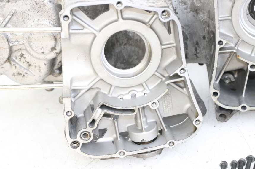 photo de ENGINE CRANKCASE YAMAHA X-MAX XMAX 125 (2010 - 2013) - Supplementary product photo