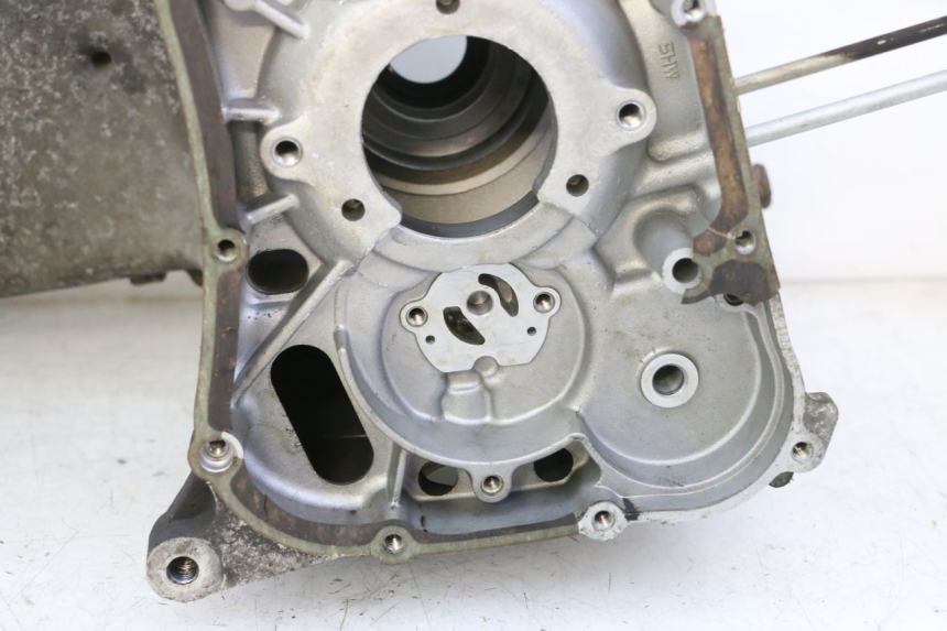 photo de ENGINE LOWER CASING YAMAHA X-MAX XMAX 250 (2006 - 2009) - Markings and original references