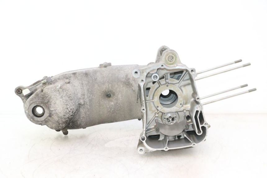 photo de BOTTOM ENGINE CASING YAMAHA XMAX X-MAX 125 (2006 - 2009) - Spare part profile view