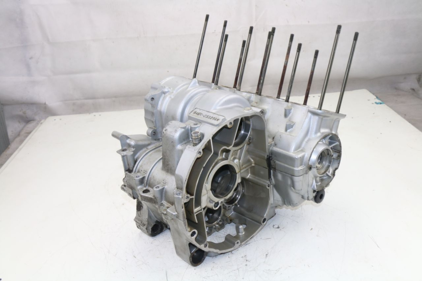 photo de ENGINE CRANKCASE YAMAHA XJS DIVERSION 600 (1997 - 1999) - Component detail