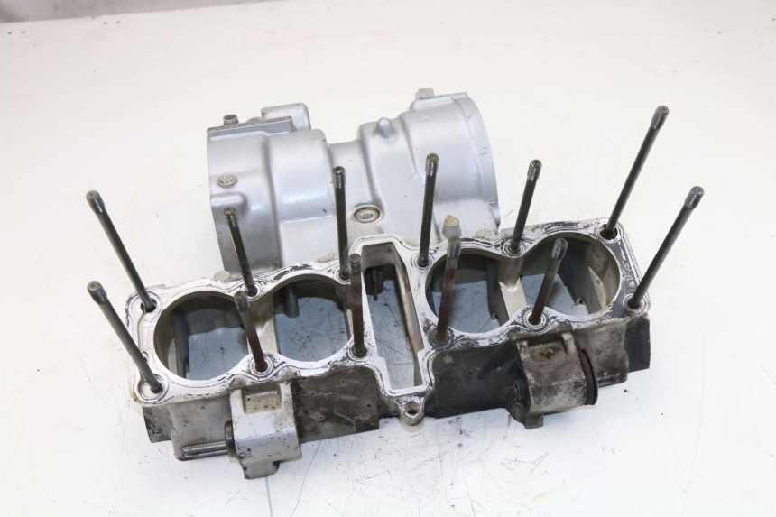 photo de ENGINE CRANKCASE YAMAHA XJS DIVERSION 600 (1997 - 1999) - Used quality zoom