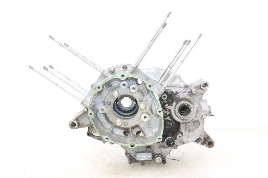 photo de ENGINE CRANKCASE HONDA XLV VARADERO 125 (2007 - 2012) - High-resolution close-up