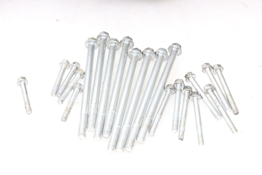 photo de ENGINE CRANKCASE YAMAHA XP T-MAX TMAX 500 (2008 - 2012) - Alternative perspective