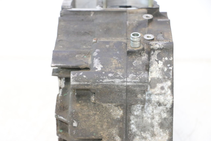 photo de ENGINE CRANKCASE SMC XROAD 150 - Distinctive features